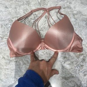 Victoria Secret bombshell bra. 34A. Light Pink